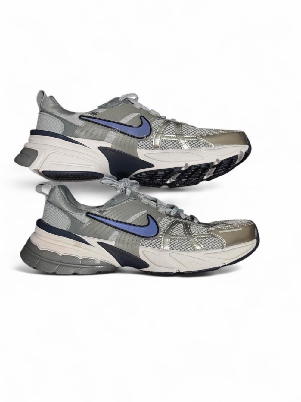Men’s Nike v2k run shoes